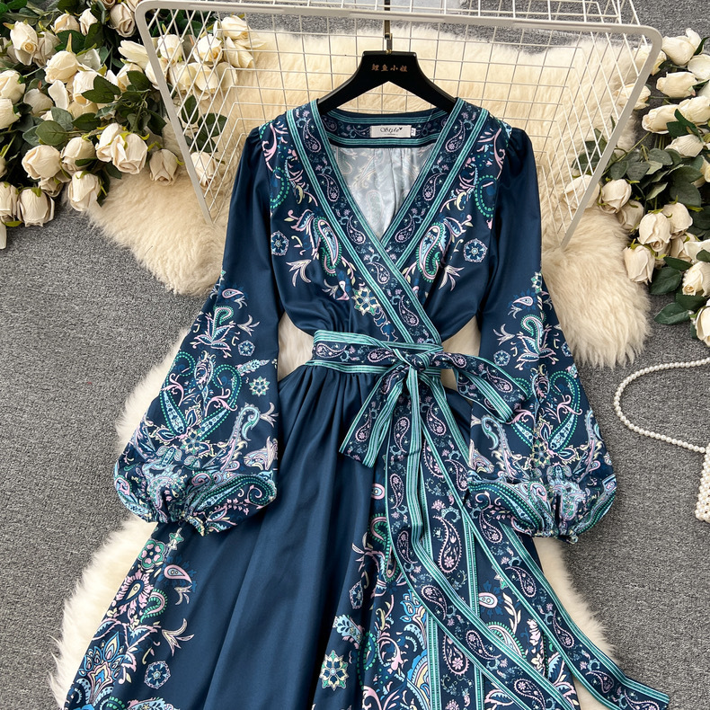 Cross-border 2024 new French high-end one-piece lace-up waist print dress, a light luxury and elegant long dress for women pic 3