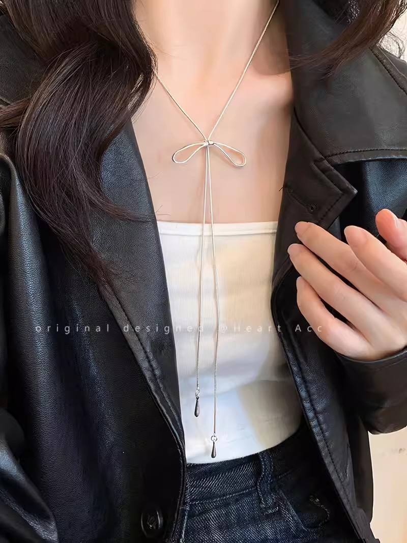 The new retro long sweater chain for autumn and winter is a light luxury, niche, versatile and high-end necklace. It will be a bestseller in 2024 pic 16