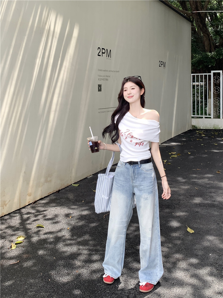 2025夏季新款一字领露肩短袖T恤女 显瘦字母印花设计 辣妹百搭短款上衣 女式T恤修身款详情11