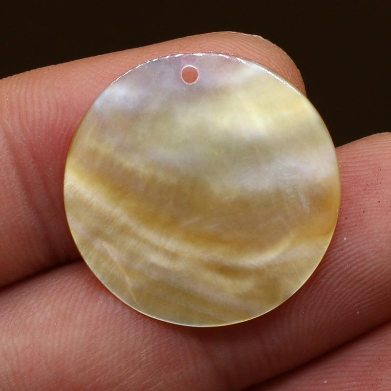 Simple and natural shell, sea shell, black shell, white shell pendants, DIY jewelry accessories, handcrafted jewelry necklaces pic 5