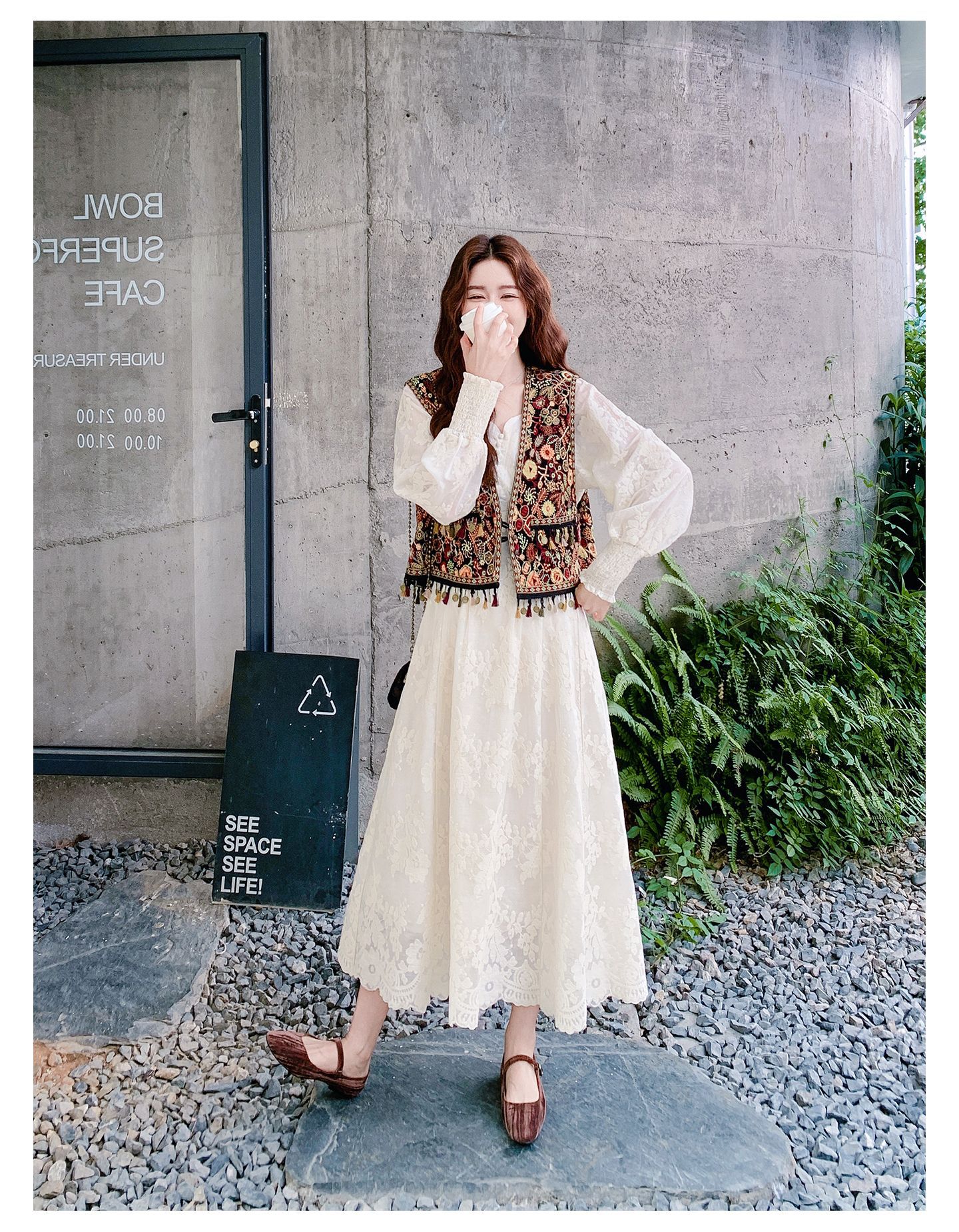 Real shot Bohemian fringed vest jacquard long dress two-piece set 2025 autumn collection lace patchwork V-neck dress pic 13