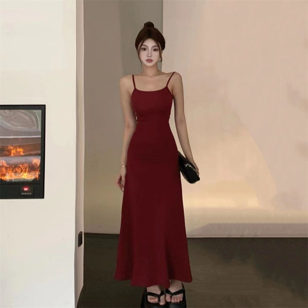 2025夏季辣妹弹力吊带连衣裙子女无袖露肩收腰显瘦一字肩打底长裙详情10