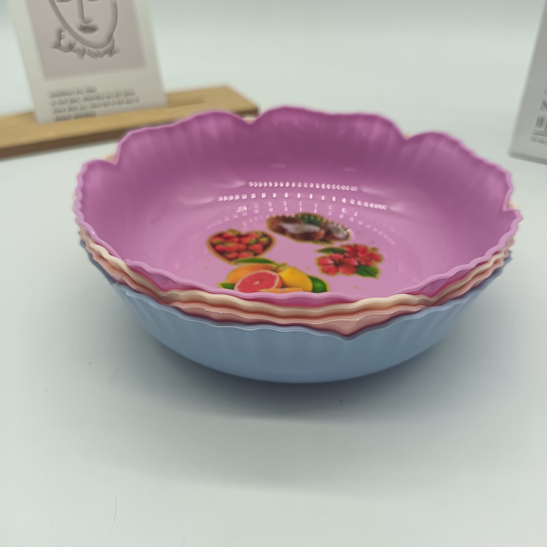 Hot-selling small-sized fruit basins for the living room, dried fruits, peanuts, and sunflower seeds. 1 yuan, 2 yuan. Store purchase, wholesale, and foreign trade pic 3