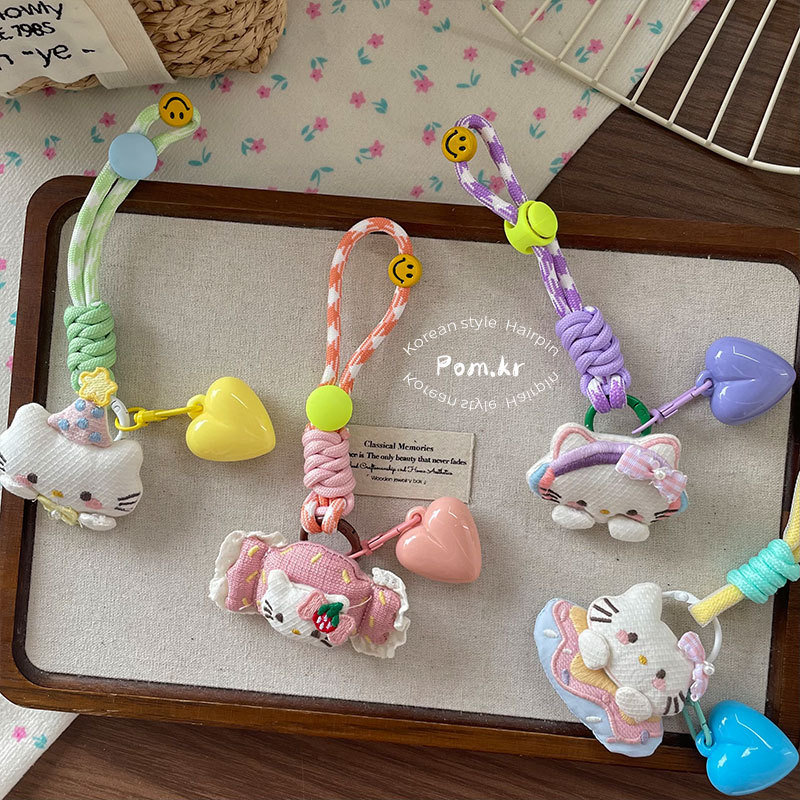 New cartoon girl kt Cat series keychains, small pendants, bags, pendants, finished small gifts, heart-shaped lanyards for girls pic 6