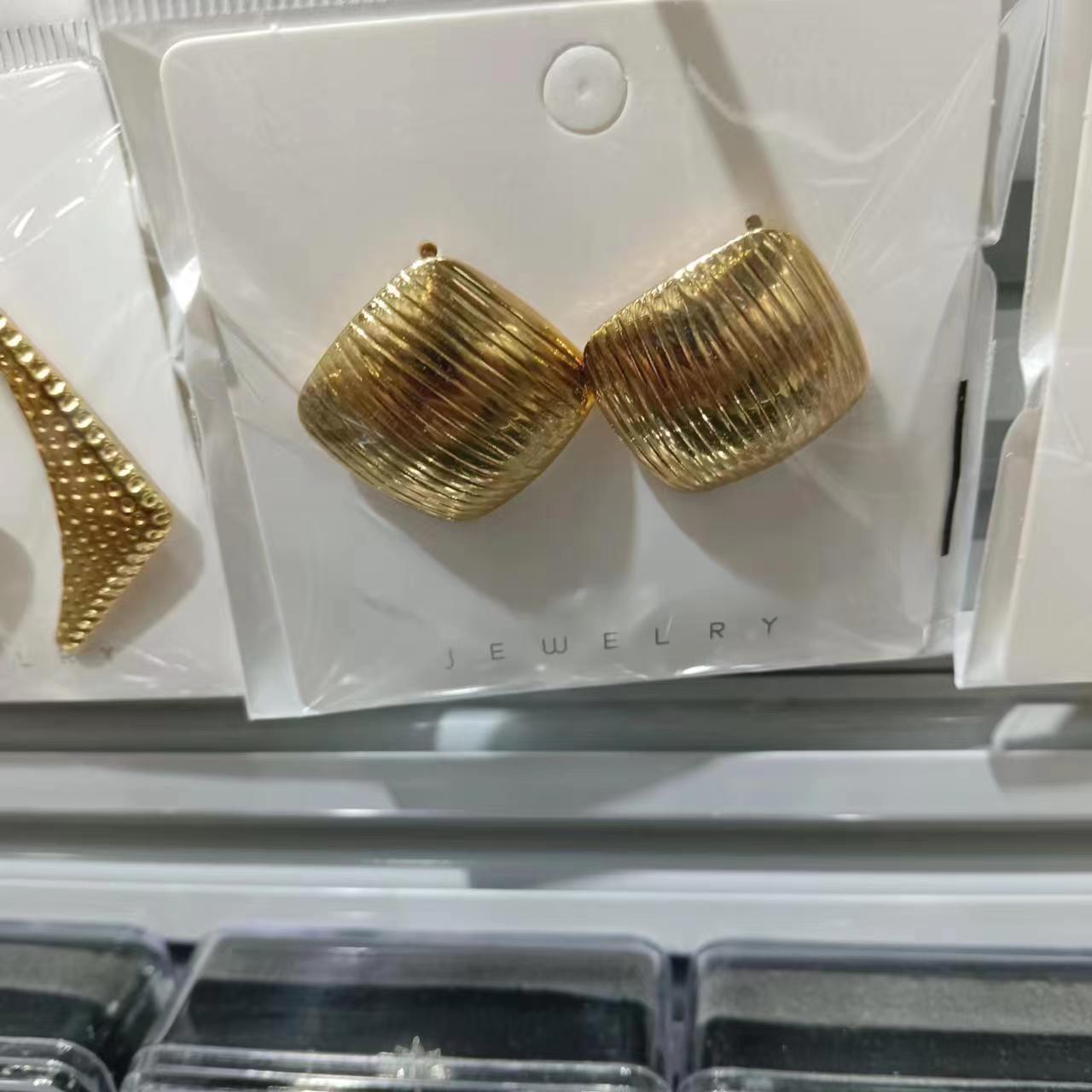 Factory wholesale stainless steel earrings, 18k real gold electroplated titanium steel retro embossed square bread hollow earrings pic 8