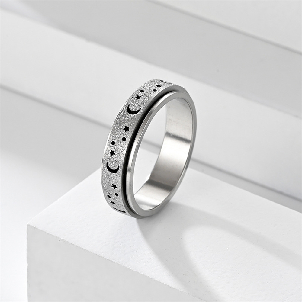 欧美跨境不锈钢戒指时尚简约镂空磨砂星星月亮戒指可转动减压指环详情6