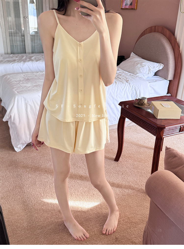 New adjustable set with ice silk in the original color, ice skin chest pad, home wear, buttons, summer halter top and shorts for sleep pic 18