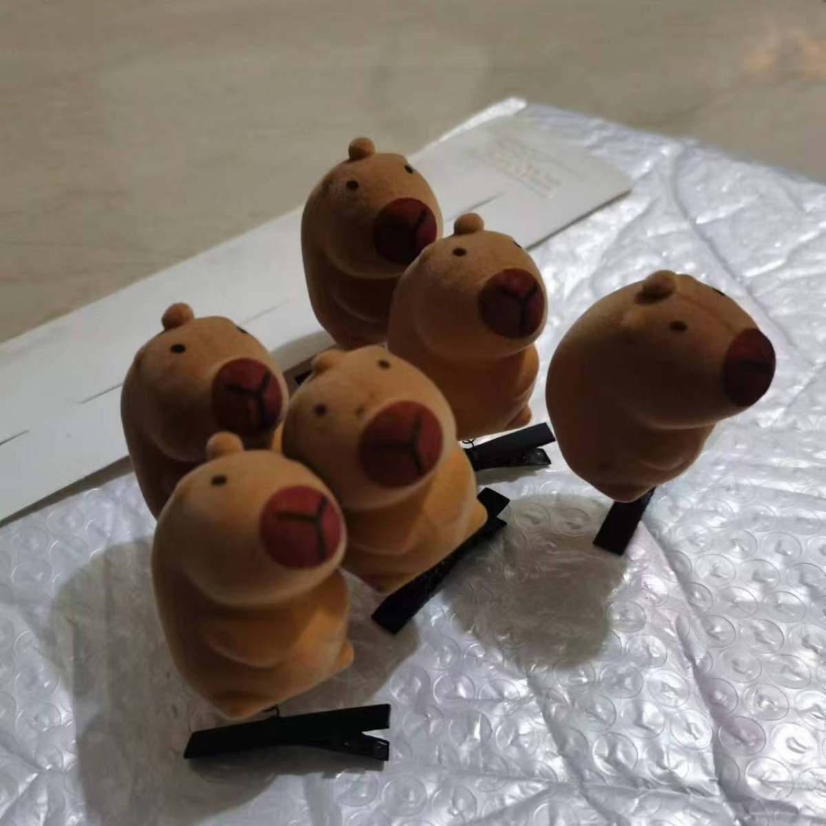 卖萌头饰儿童可爱卡通植绒配饰边夹网红新款咖皮芭拉弹簧发夹源头详情6