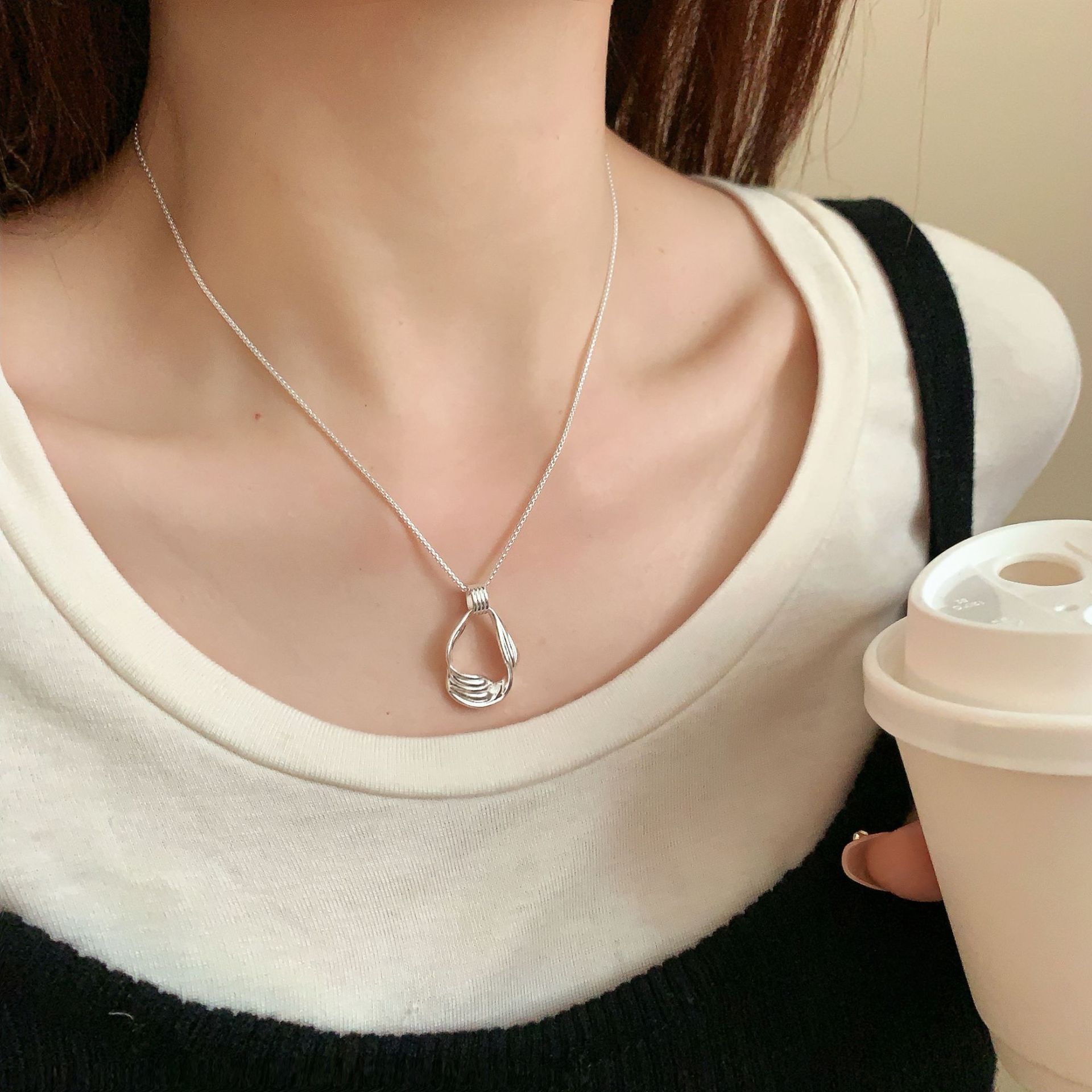 French twist 12.31 multi-layer circle necklace for women, s925 sterling silver ins design, high-end and elegant, collarbone chain, cold style pic 1