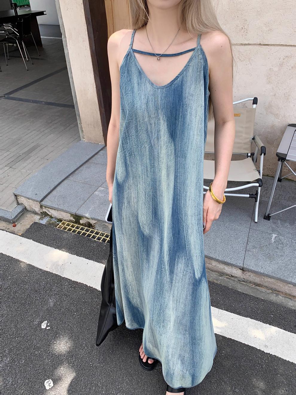 高级感小众设计扎染气质吊带连衣裙女夏宽松慵懒风海边度假长裙子详情3