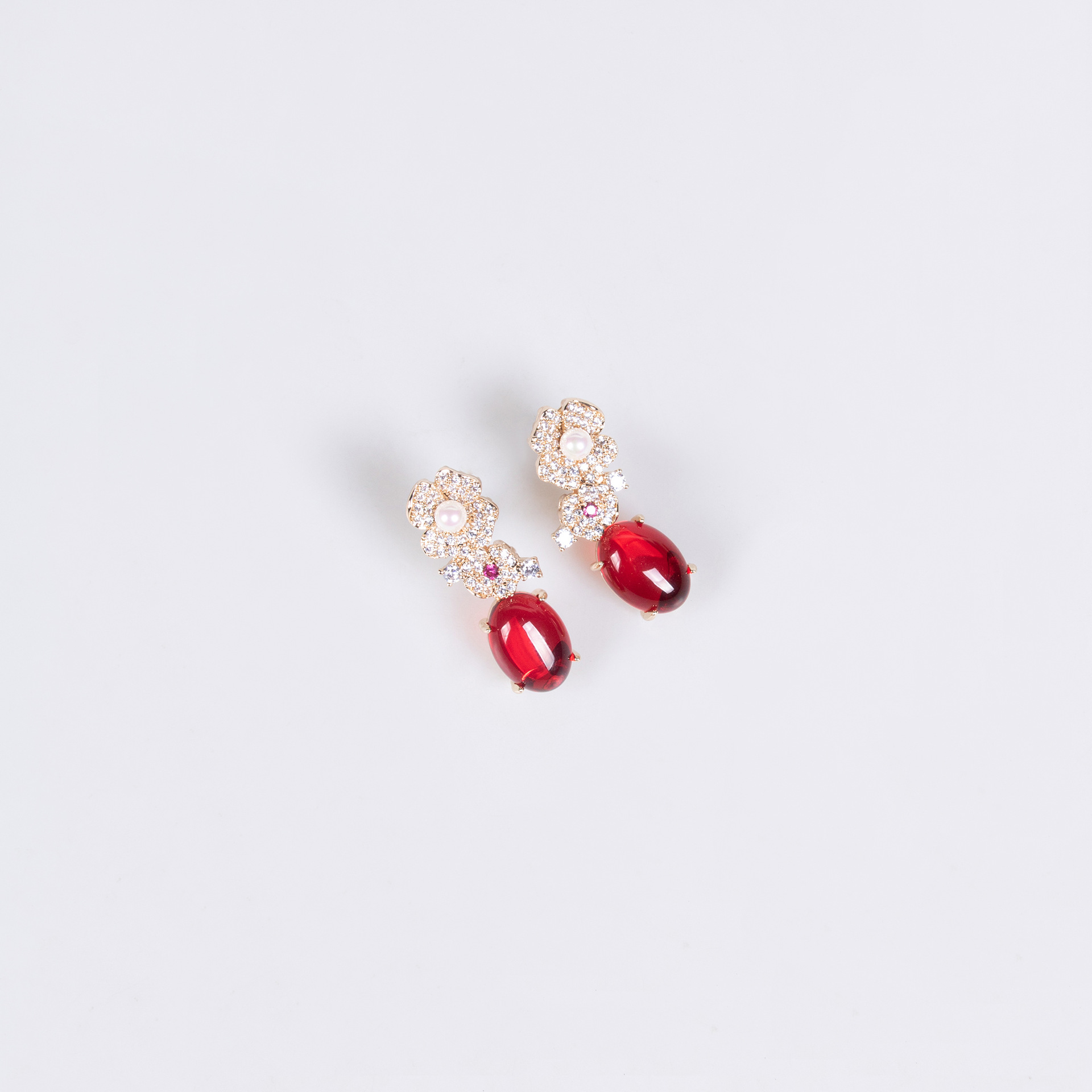 Liangya Liren Flower Pearl Necklace, artistic and retro petal Baroque pearl necklace, high-end dress accessory pic 12