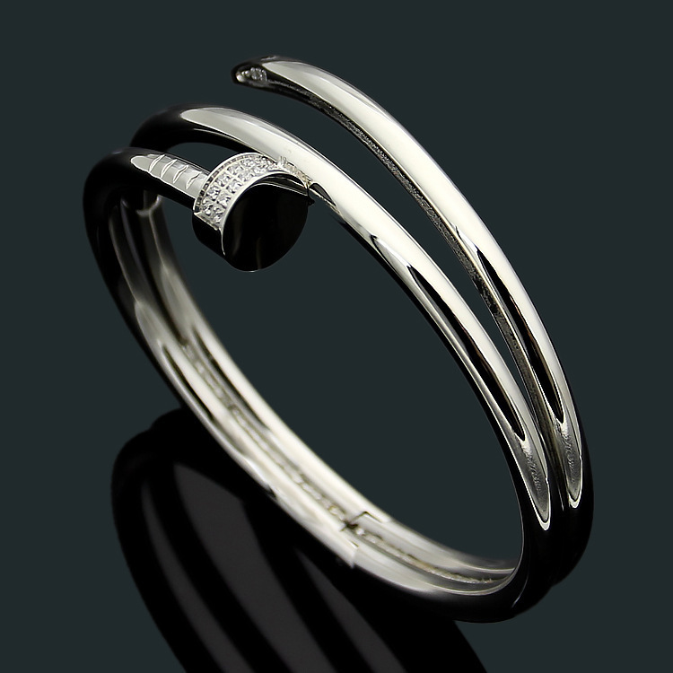 A classic 18k rose gold titanium steel bracelet that is a bestseller in Japan and South Korea. It is a unisex love nail bracelet that does not fade pic 11