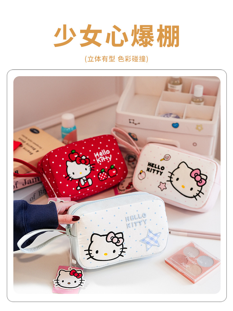 凯蒂猫HelloKitty化妆包高颜值大容量清新甜美可爱卡通手拿收纳包详情3