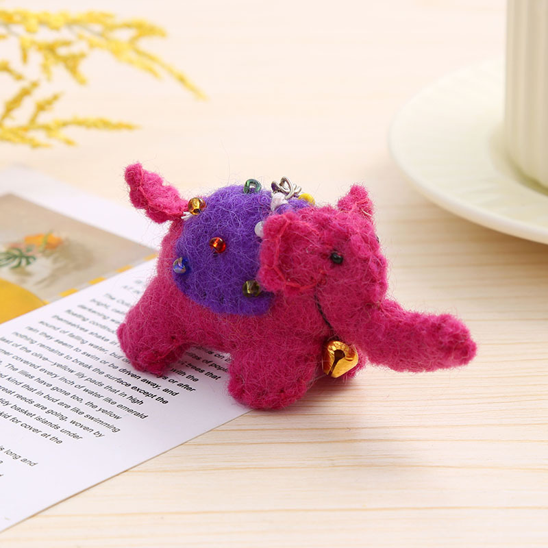 Cute little elephant handmade wool felt pendants, three-dimensional doll pendants, creative bag pendants, cute pendants wholesale pic 7