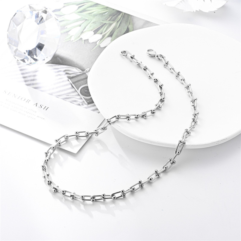 欧美重工钛钢轻奢个性马蹄链不锈钢U形项链马蹄扣男女锁骨链详情4