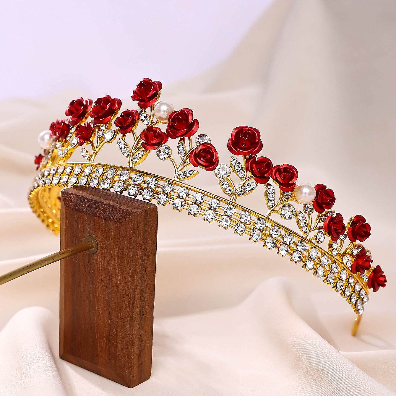 Nuevo compromiso barroco belleza temperamento rosas rojas princesa aros de pelo vestido de novia accesorios corona de novia pic 8