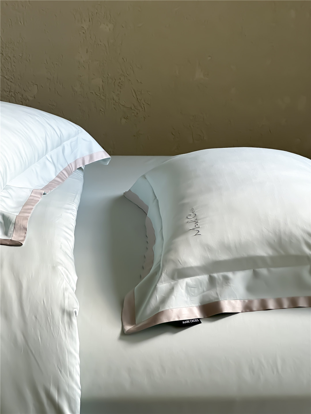 Minimalist style 100-count ultra-fine denier Tencel cotton four-piece set, high-end and silky smooth naked sleeping grade bedding pic 17