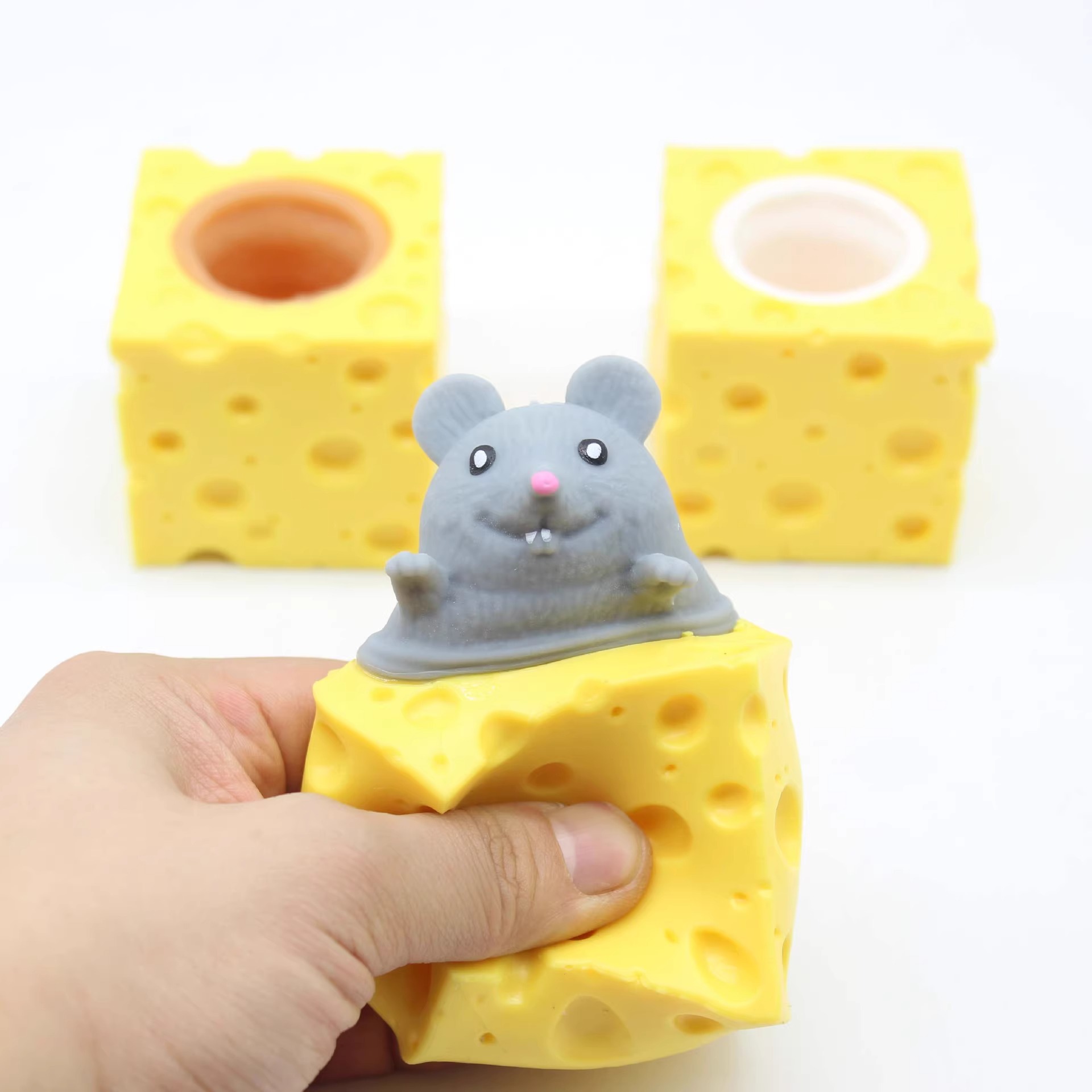 Creative prank, stress-relieving, cute cheese mouse cup, pinching fun, squeezing and venting, funny squirrel Cup, stress-relieving little toys pic 8