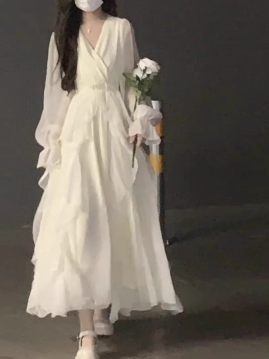 Gentle style, white moonlight dress, fairy-like, super fairy-like, high-end, French style, early autumn pure apricot long-sleeved dress pic 24