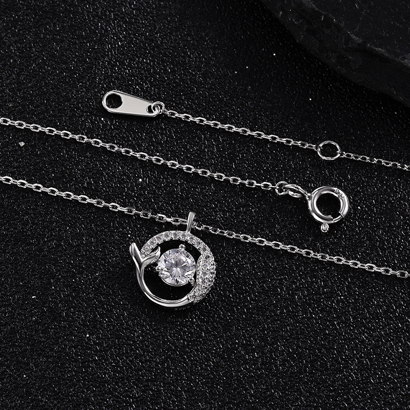 Zhuoheng Zhenxuan s925 Pure Silver Clover Necklace with micro-inlaid zircon, exquisite and compact design, fashionable little dress necklace for women pic 6