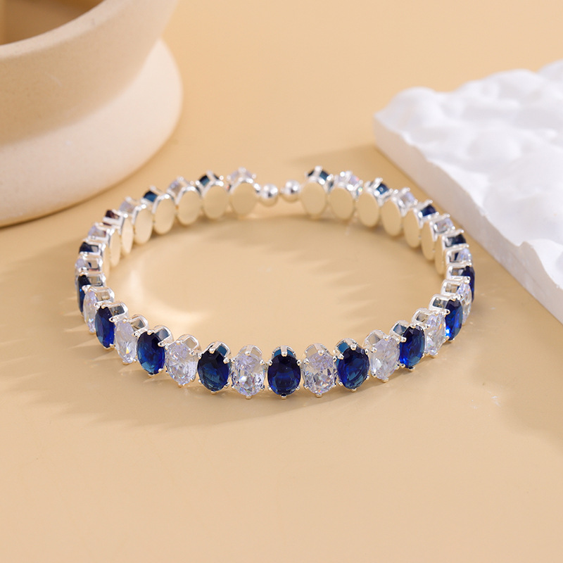 欧美跨境新款高保白色锆石手镯时尚百搭椭圆满钻手链饰品厂家批发详情5