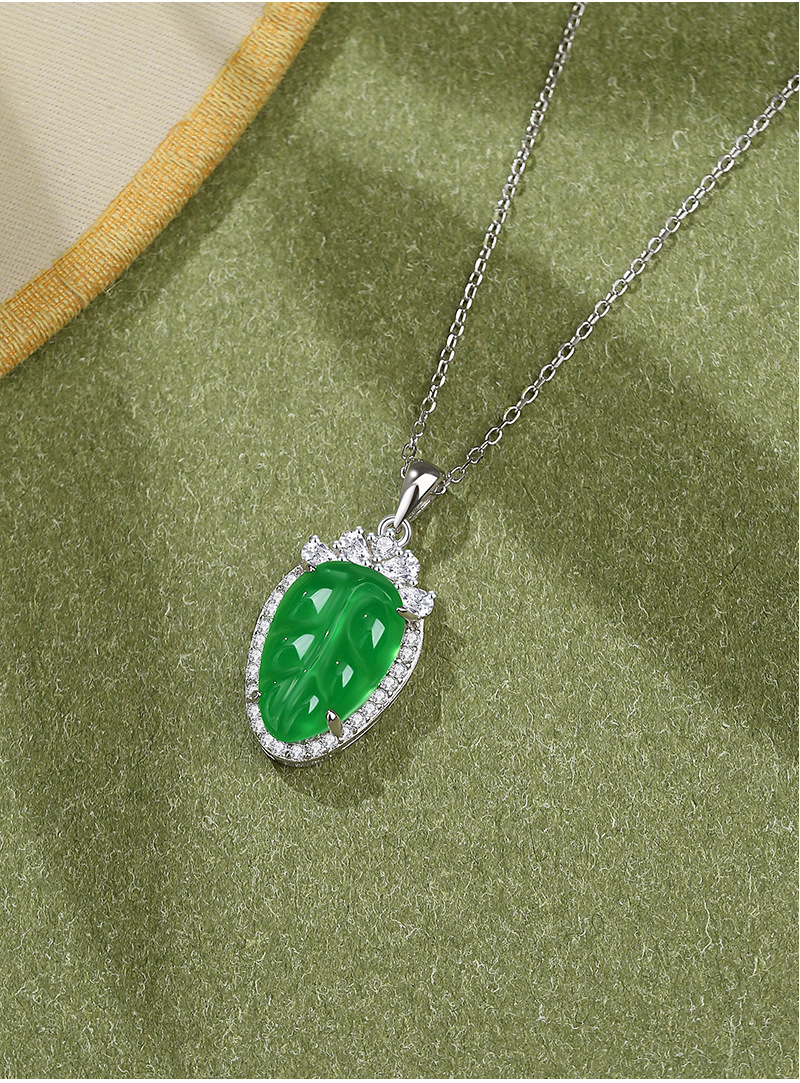 S925银跨境热销新品大树叶天然玉石绿玉髓微镶钻国风项链吊坠详情13