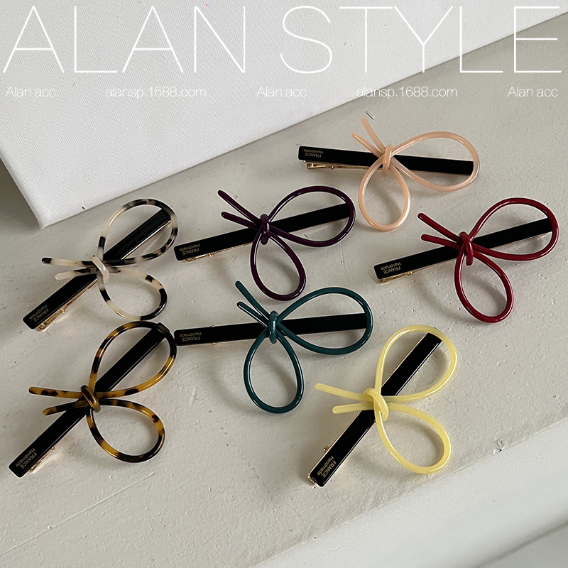 阿斓韩式简约ins风轻奢边夹高级感饰品醋酸镂空蝴蝶结鸭嘴夹顶夹详情2