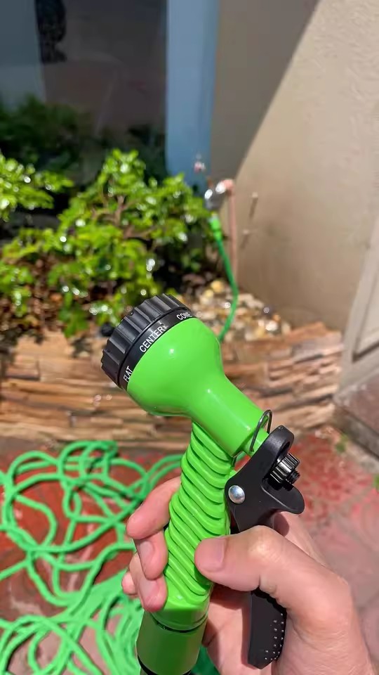 跨境专供洗车水枪套装花园洒水浇花三倍伸缩水管家用农用水枪套装详情16