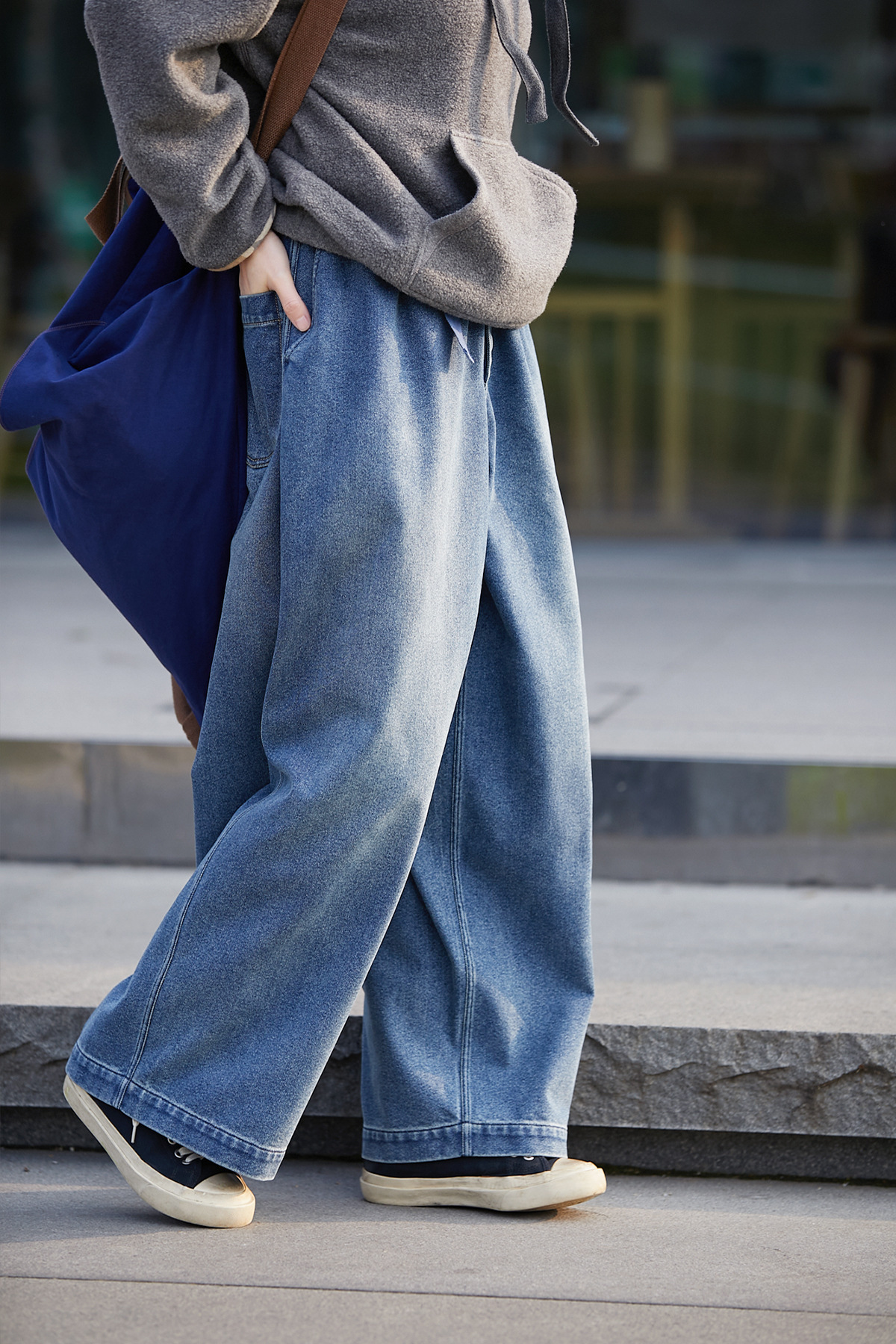 2025春秋款少年蓝色文艺小众松紧腰传统水洗磨毛休闲牛仔裤详情14