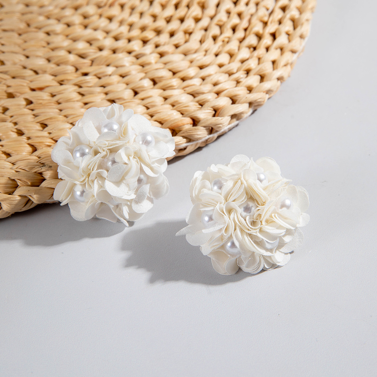 欧美跨境新款饰品 韩式蓬松大花朵耳环 高级绒布蕾丝多色耳饰套装详情36