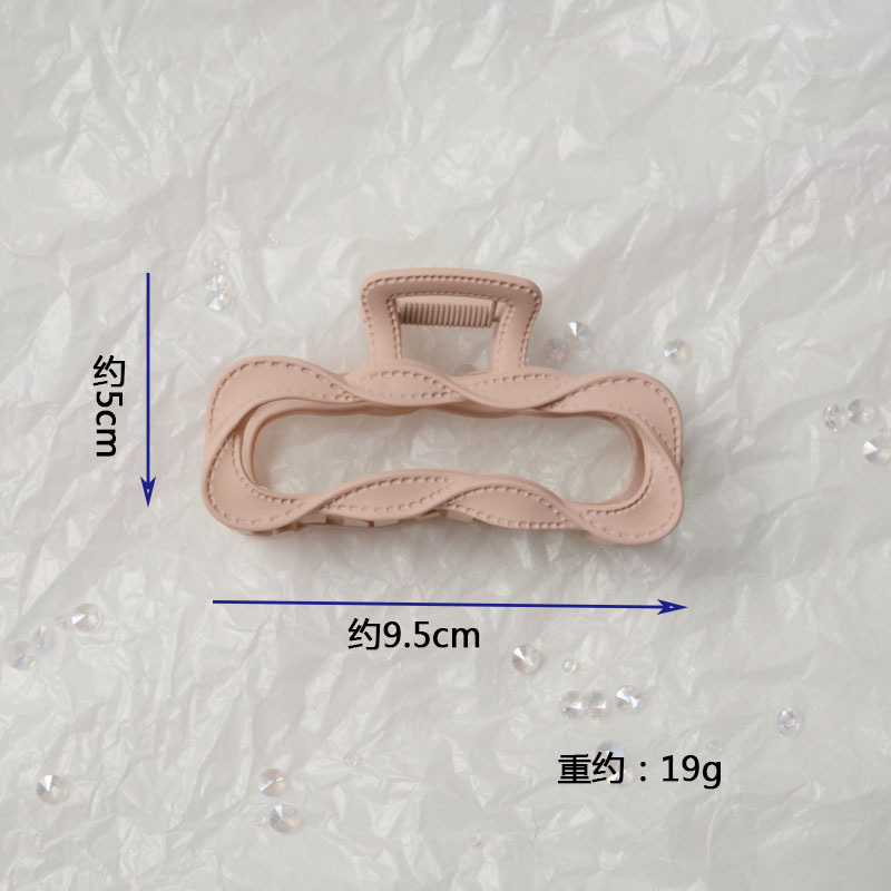 亚马逊新款清爽糖果色仿皮革线条纹女抓夹时尚方块鲨鱼夹发饰批发详情1