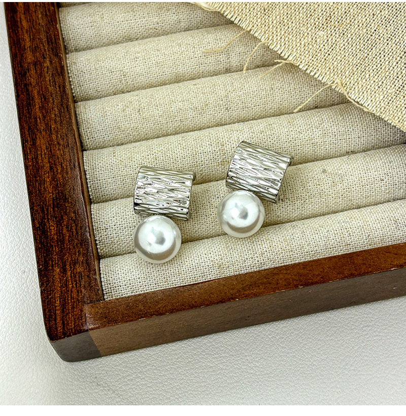 侣贡欧美时尚珍珠耳坠小众轻奢风耳环女简约气质不规则耳钉批发详情7