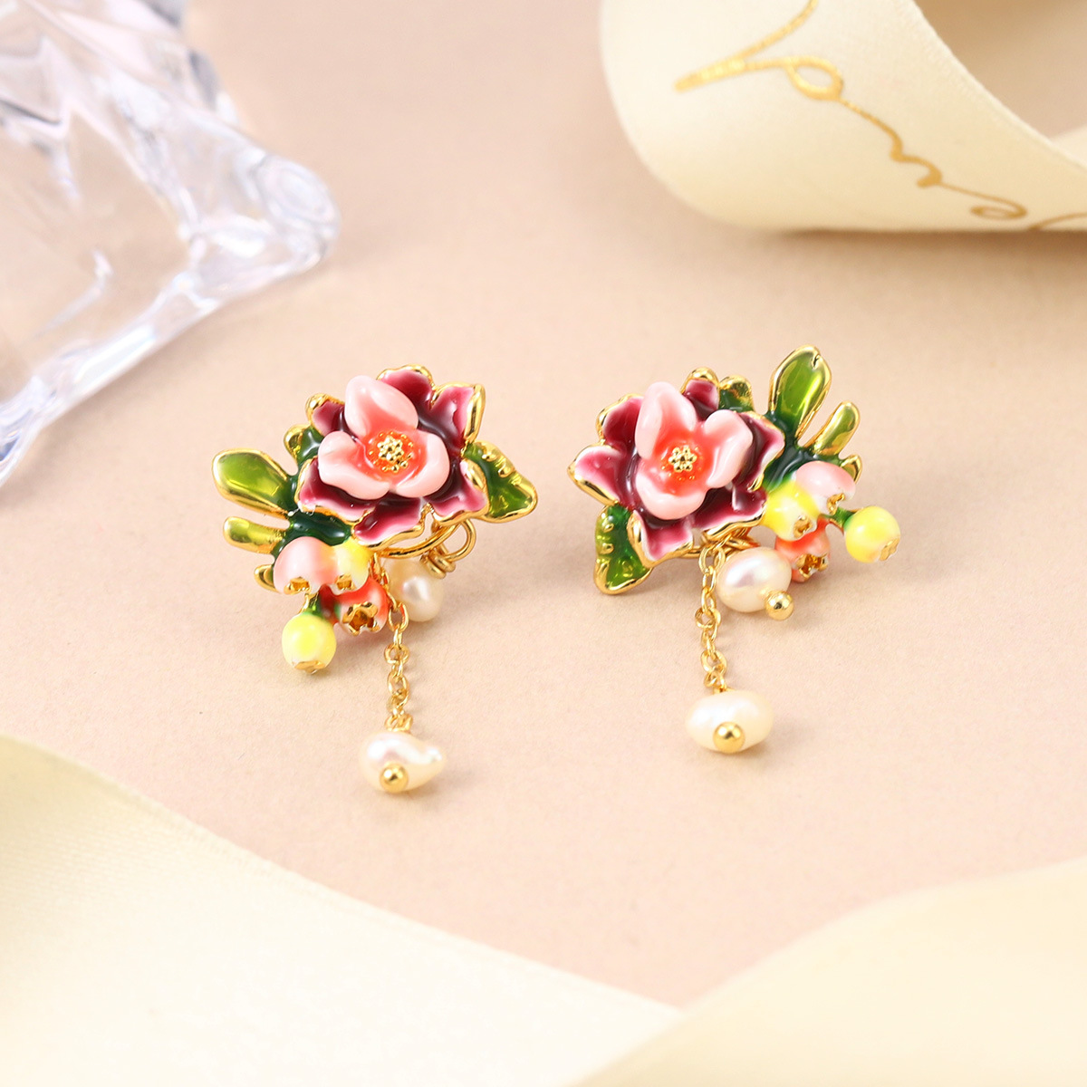 Fresh and new Chinese-style floral stud earrings for spring and summer, high-end enamel pearl earrings, retro Chinese-style tassel earrings for women pic 39
