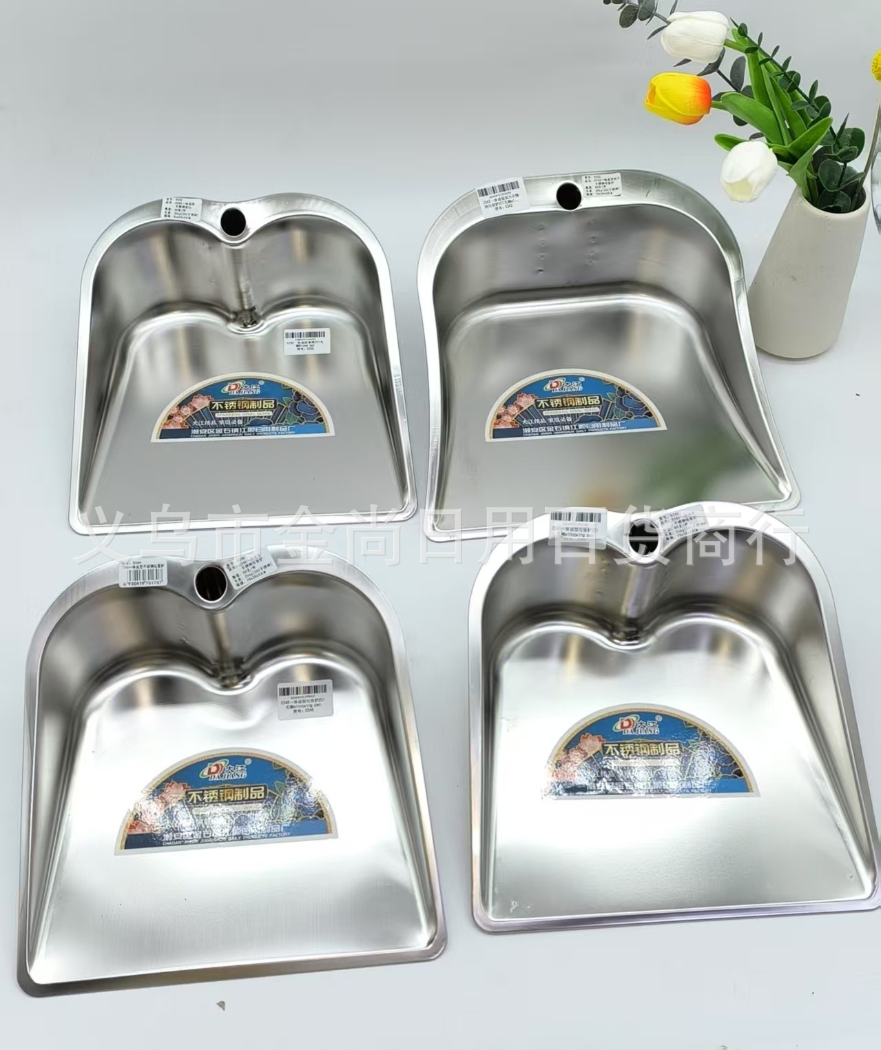 Stainless steel dustpan, garbage shovel, household thickened single dustpan, bucket, extra thick dustpan, sweeping shovel, dormitory good items pic 1