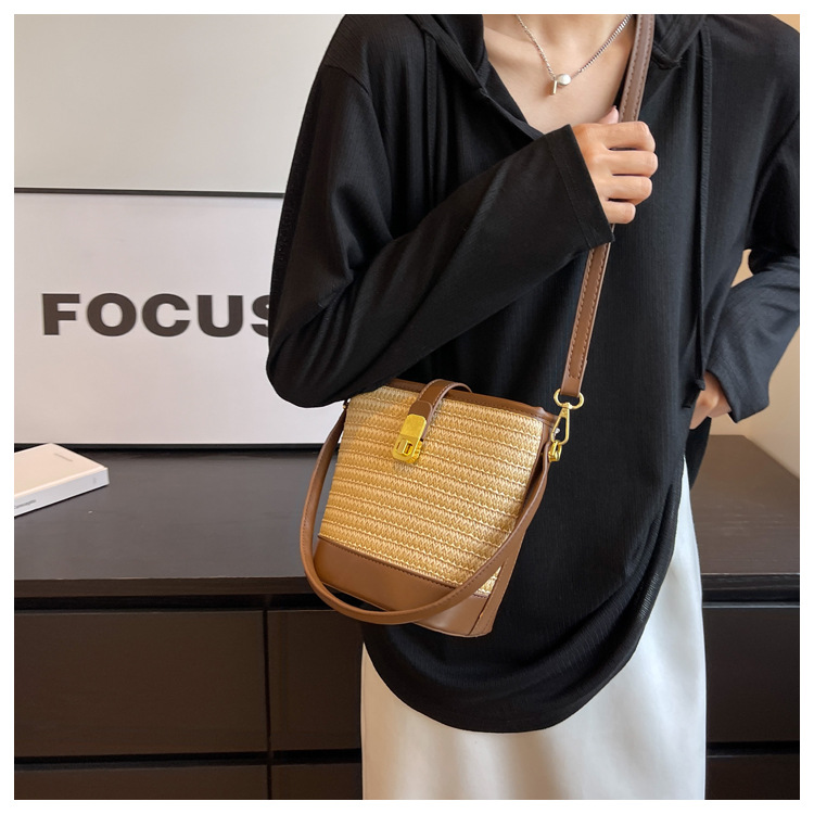 This 2023 new, niche design crossbody bag for women is a versatile and high-end hand-held bucket bag for summer pic 17