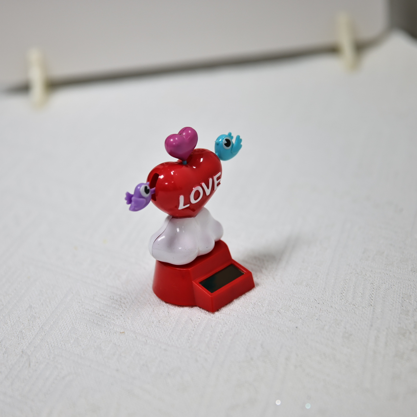 Factory direct sales of solar-powered car decoration figurines, Qixi Festival couple love car interior decoration items pic 7