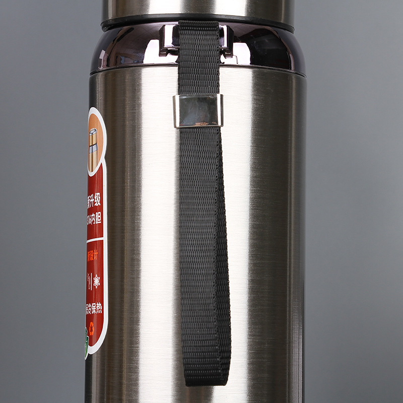 316不锈钢运动水壶 户外带提绳车载便携星星壶大容量真空保温杯详情12