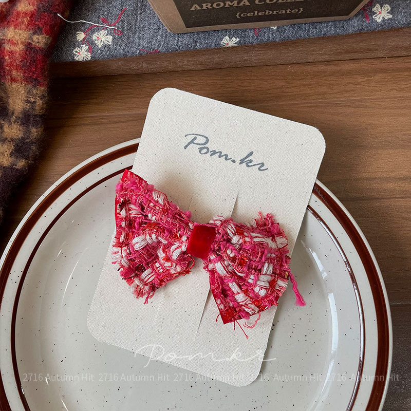 新款韩版红色系蝴蝶结发夹手工布艺儿童侧边碎发刘海夹甜美边夹女红色蝴蝶结发夹 毛呢网纱款带装饰 含皇冠玩偶 少女喜庆精致发详情8