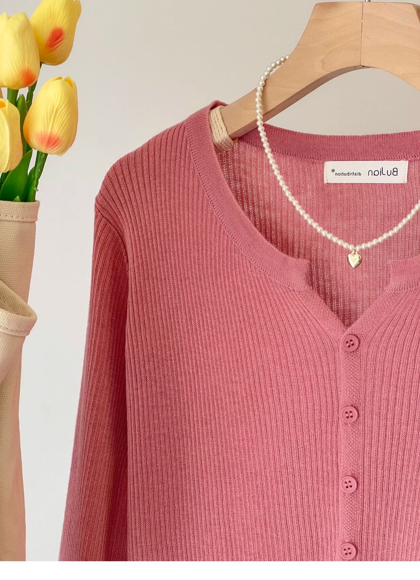 A short woolen cream-colored knitted coat for women, a long-sleeved cardigan for spring and autumn, and a chanel-style innerwear with a base layer pic 17