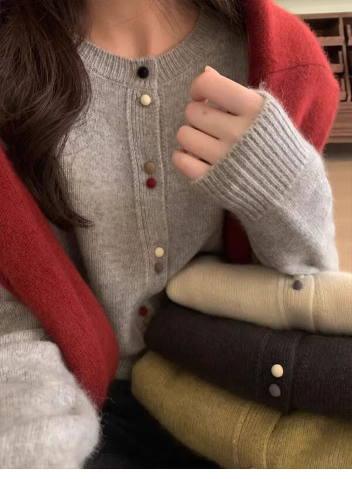 新年红色圆领针织开衫外套女秋冬慵懒风加厚毛衣宽松短款上衣外穿详情3