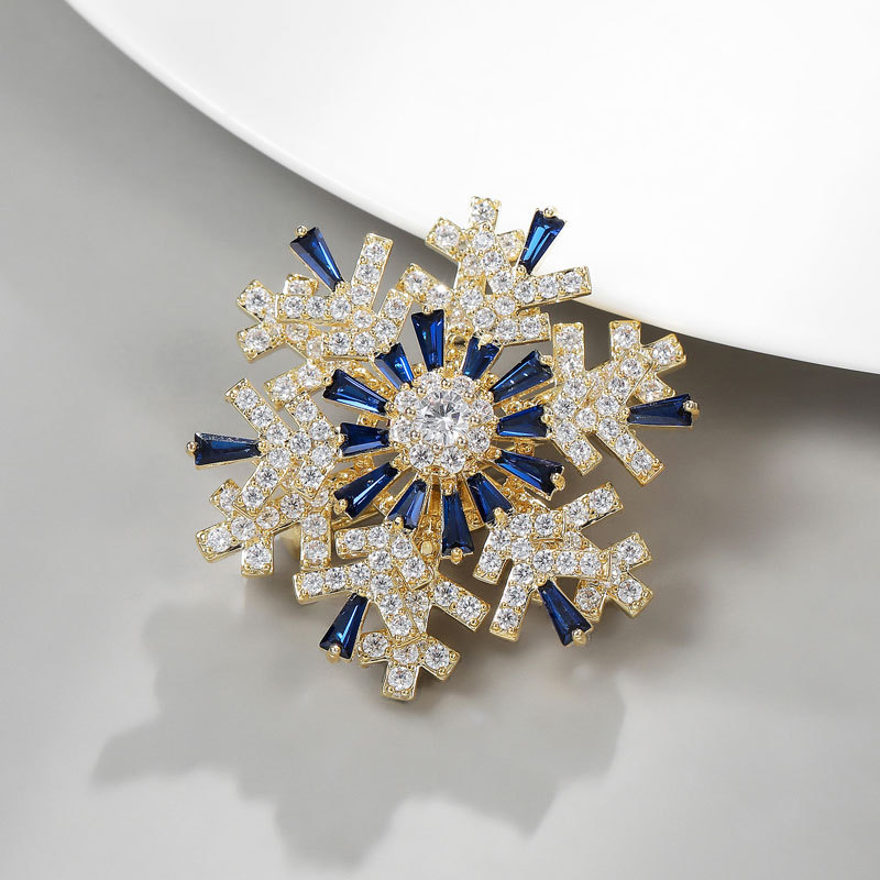 Rotating snowflake brooch, high-end fashion, versatile brooch, high-end suit coat brooch, accessory brooch, women V-neck, Japanese and Korean pic 11