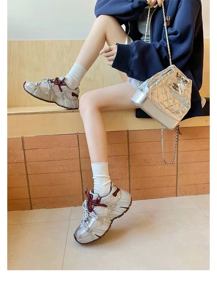 葡萄妈同款 画报女孩 时髦双鞋带网面拼接厚底增高老爹鞋女真皮详情24