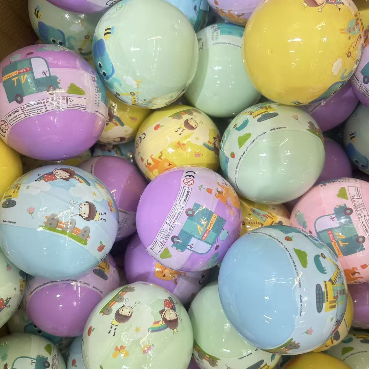 大号扭蛋100mm彩色扭蛋球儿童创意惊喜盲蛋扭蛋玩具混装扭扭蛋球详情13