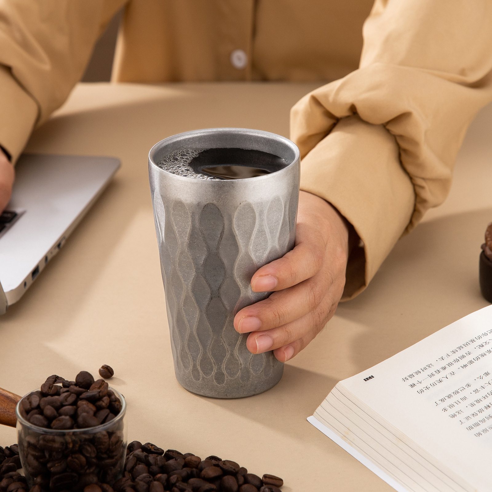 新款复古304不锈钢高端火菱纹水波纹咖啡杯饮水杯双层杯做旧杯子详情4
