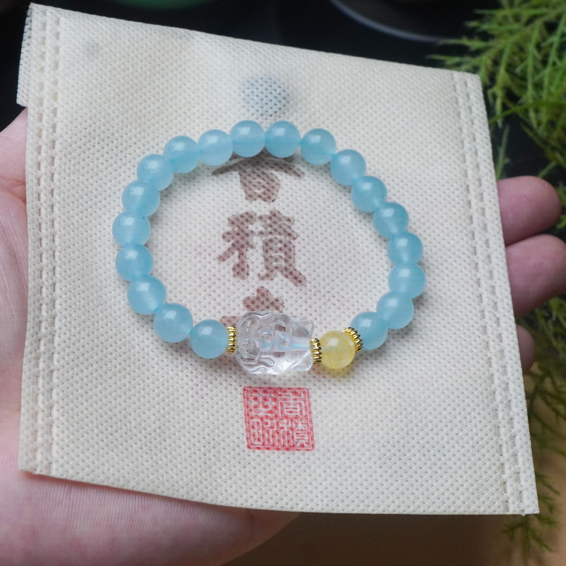 天然海蓝宝搭配冰透水晶手串女轻奢高级感九尾狐手链串珠饰品配饰详情2