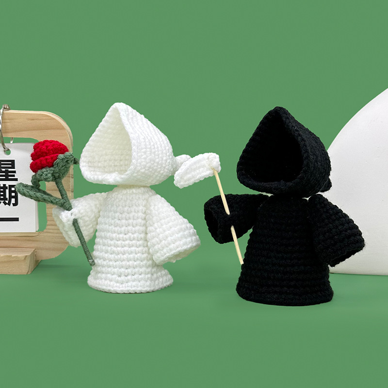 Wholesale and customization of white ghost-shaped crocheted dolls, plush toys and trendy toys pic 16