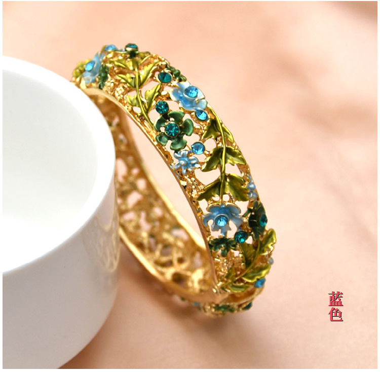 欧美跨境外贸饰品  复古玫瑰花镶钻镂空合金景泰蓝古风彩绘手镯女详情5