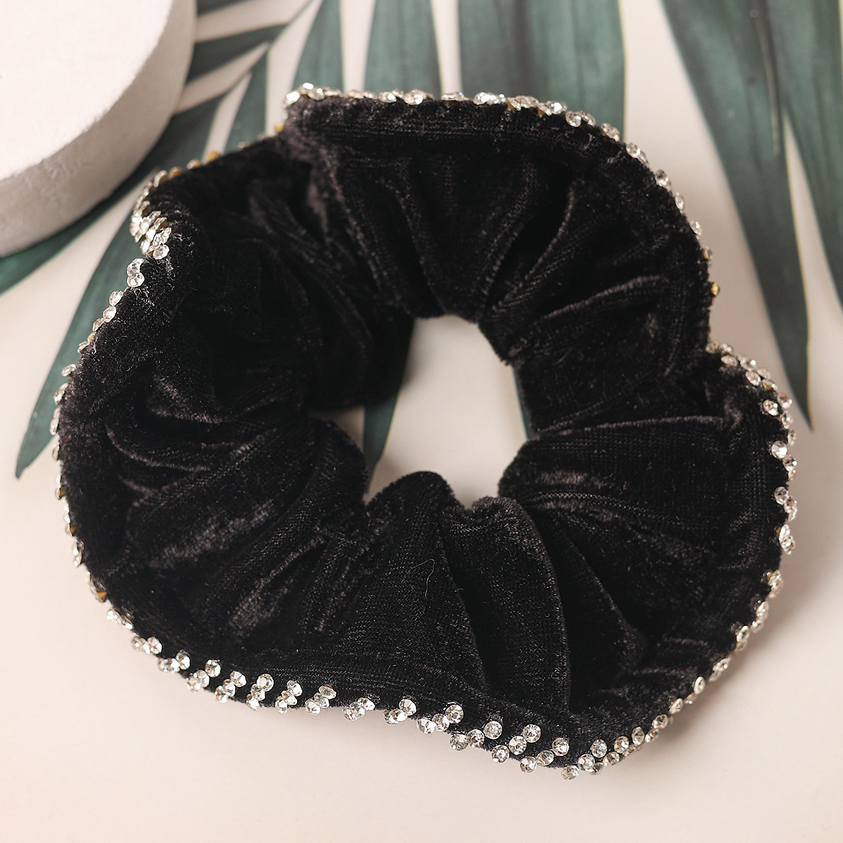 新款镶钻不倒绒发圈金丝绒带钻头饰盘发点钻绒布大肠圈韩版发饰详情7