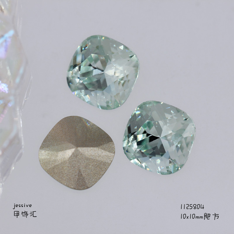 新款饰品K9淡粉蓝多切面尖底钻异形水晶歪心华子同款指甲饰品批发详情10