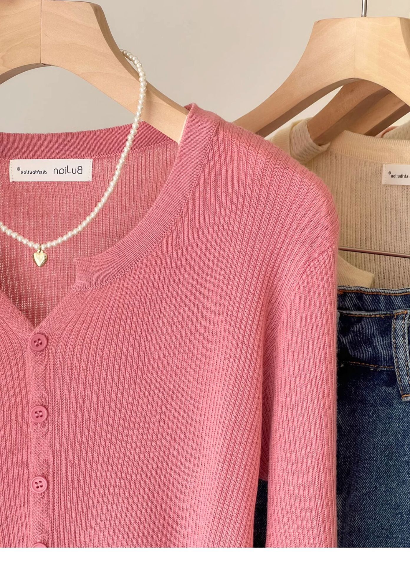 A short woolen cream-colored knitted coat for women, a long-sleeved cardigan for spring and autumn, and a chanel-style innerwear with a base layer pic 18